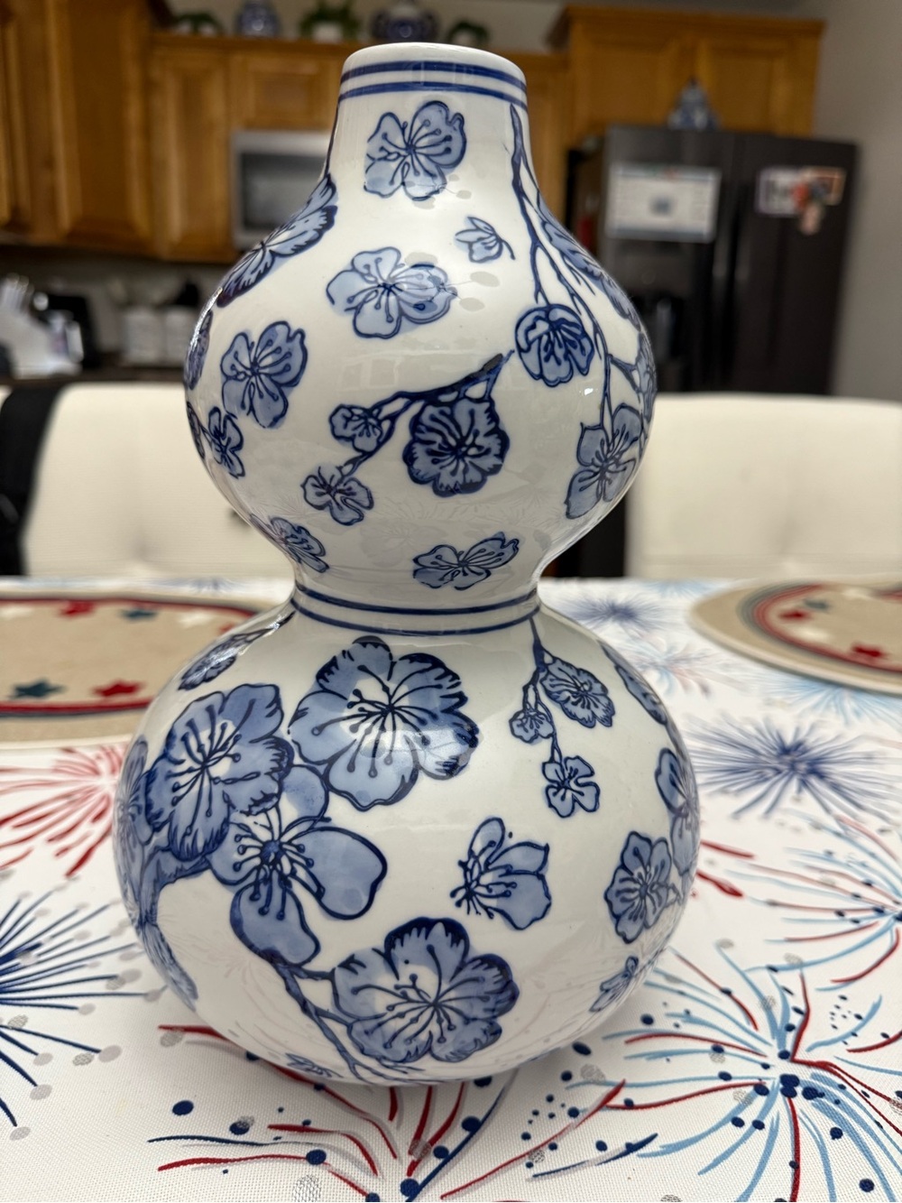 Blue and White Floral Double-Gourd Vase - Elegant Home Accent